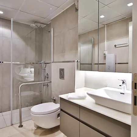 Mene Lejlighedshotel 2*