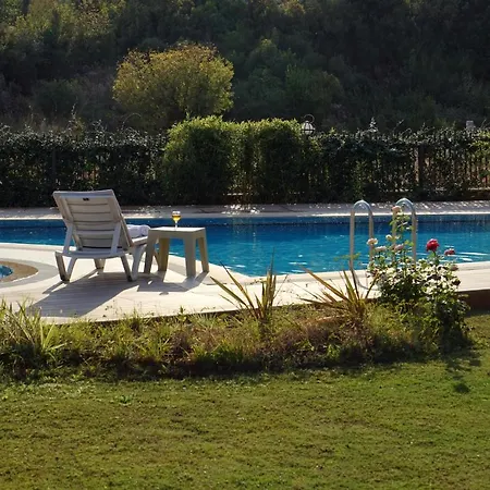 Mene Lejlighedshotel 2*